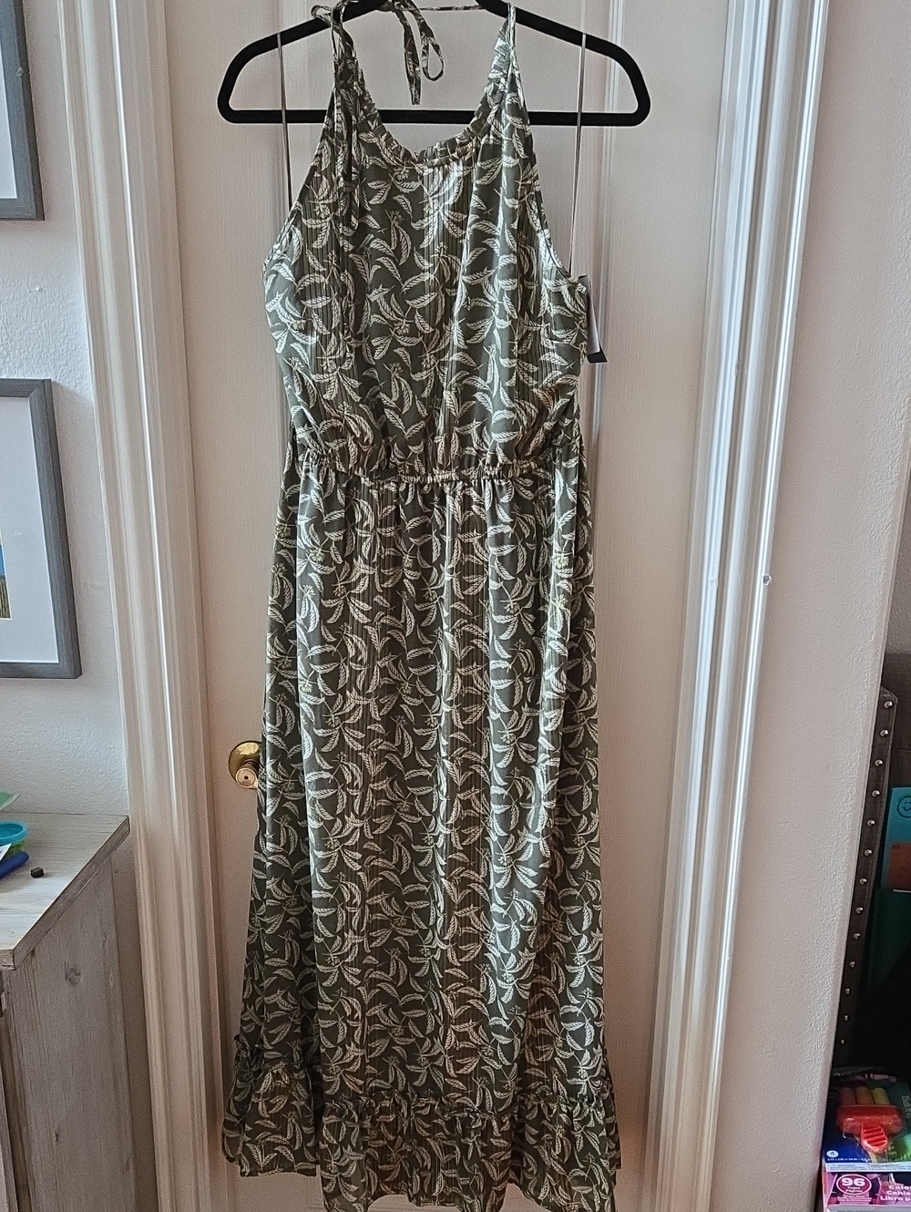 Melrose and Market Olive Green Leaf Print Halter Maxi Dress Size L